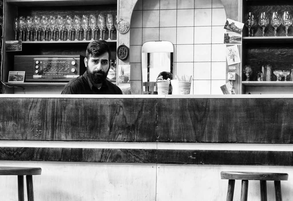 Lonley bartender | © Georgie Pauwels/Flickr