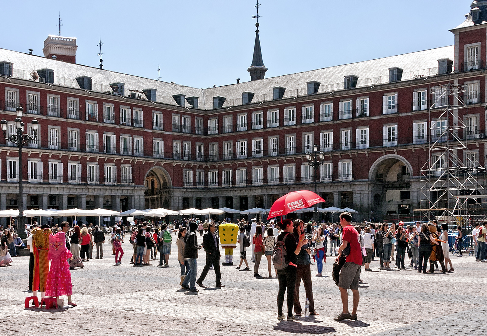 Things you have to do when teaching English in Madrid – myTEFL