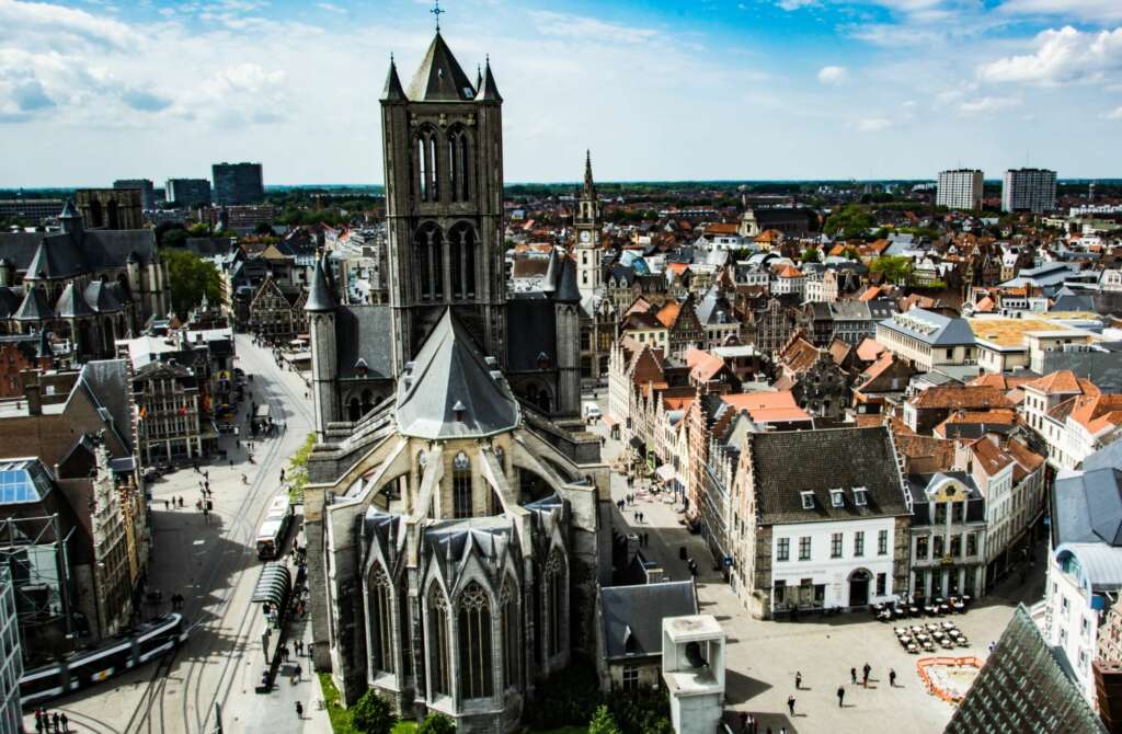 teach English in Belgium